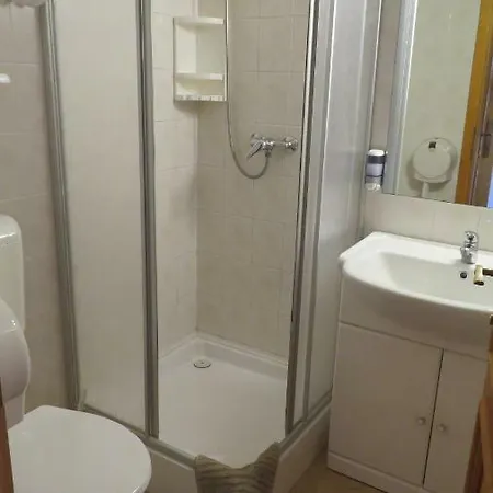 Prima Porta Vendeghaz 3*